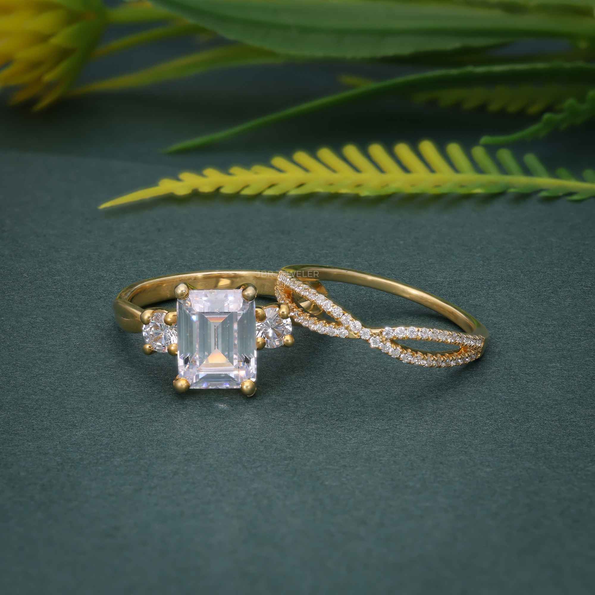 Infinity Three Stone Emerald Moissanite Diamond Bridal Wedding Ring Sets