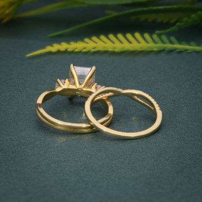 Ensembles d'anneaux de mariage de mariée en diamant cultivé en laboratoire émeraude à trois pierres Infinity