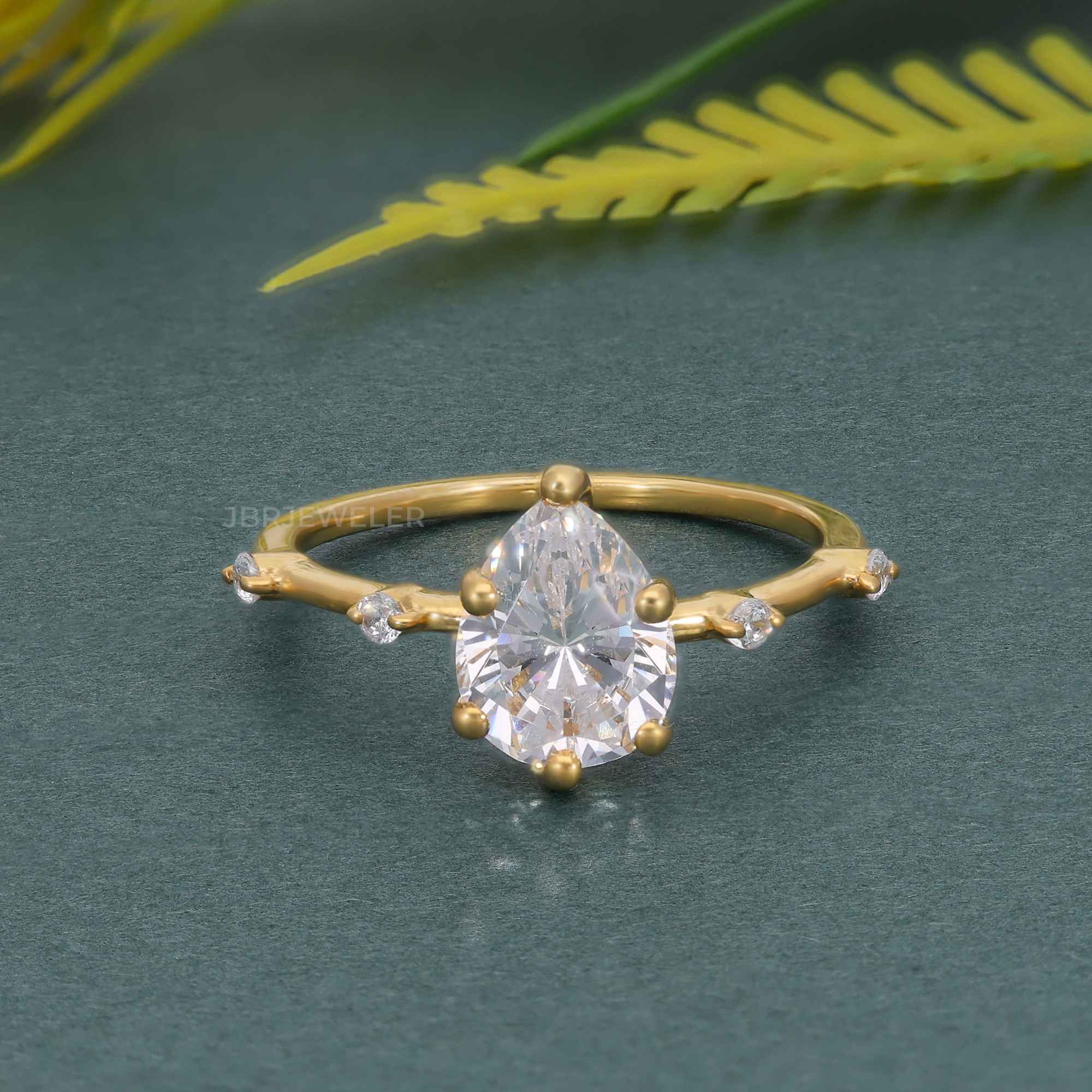 Knife edge Pear Cut Moissanite Diamond Engagement Ring - JBR Jeweler
