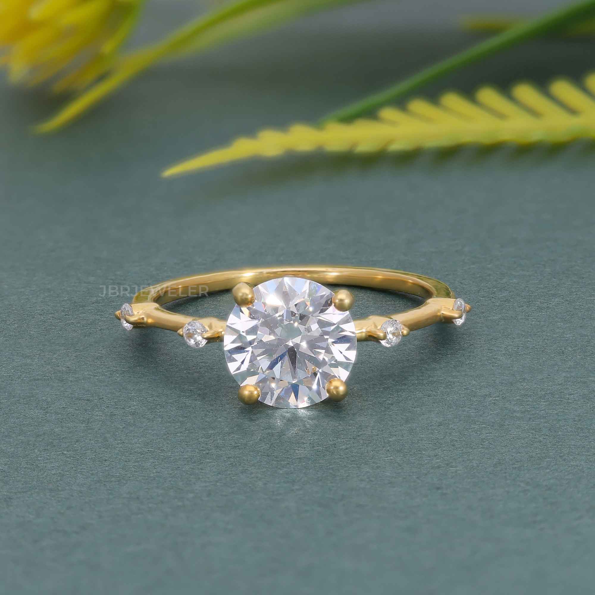 Knife edge Round Cut Lab Grown Diamond Engagement Ring - JBR Jeweler