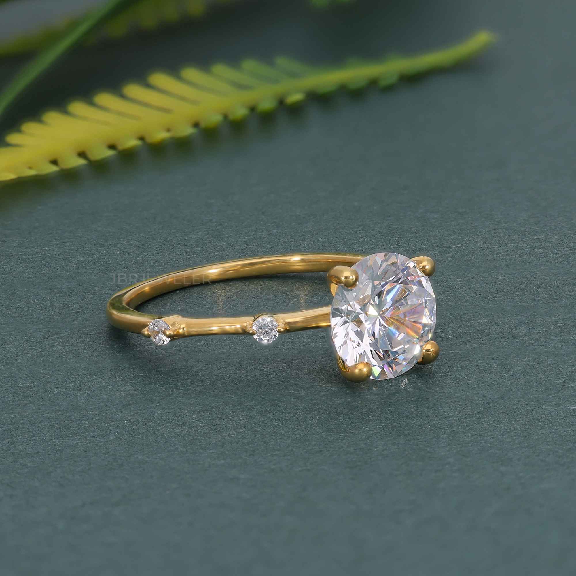 Knife edge Round Cut Moissanite Diamond Engagement Ring - JBR Jeweler