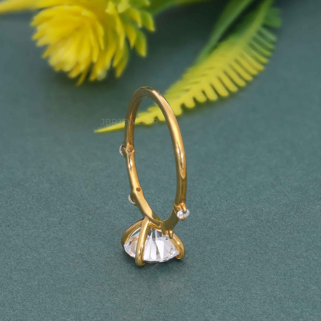 Knife edge Round Cut Moissanite Diamond Engagement Ring - JBR Jeweler