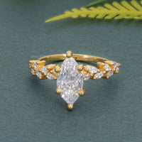 Marquise Moissanit Diamant-Verlobungsring mit Akzentstein