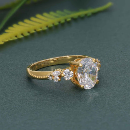 Bague de fiançailles en diamant cultivé en laboratoire ovale à trois pierres Milgrain