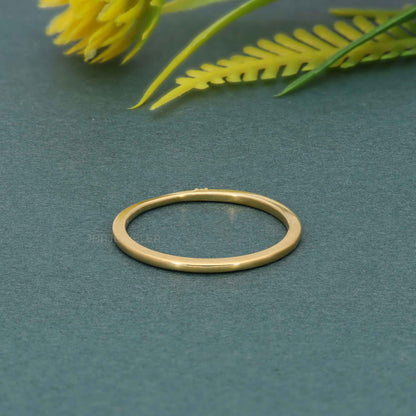 Minimalist Thin Single Lab Diamond Wedding Ring