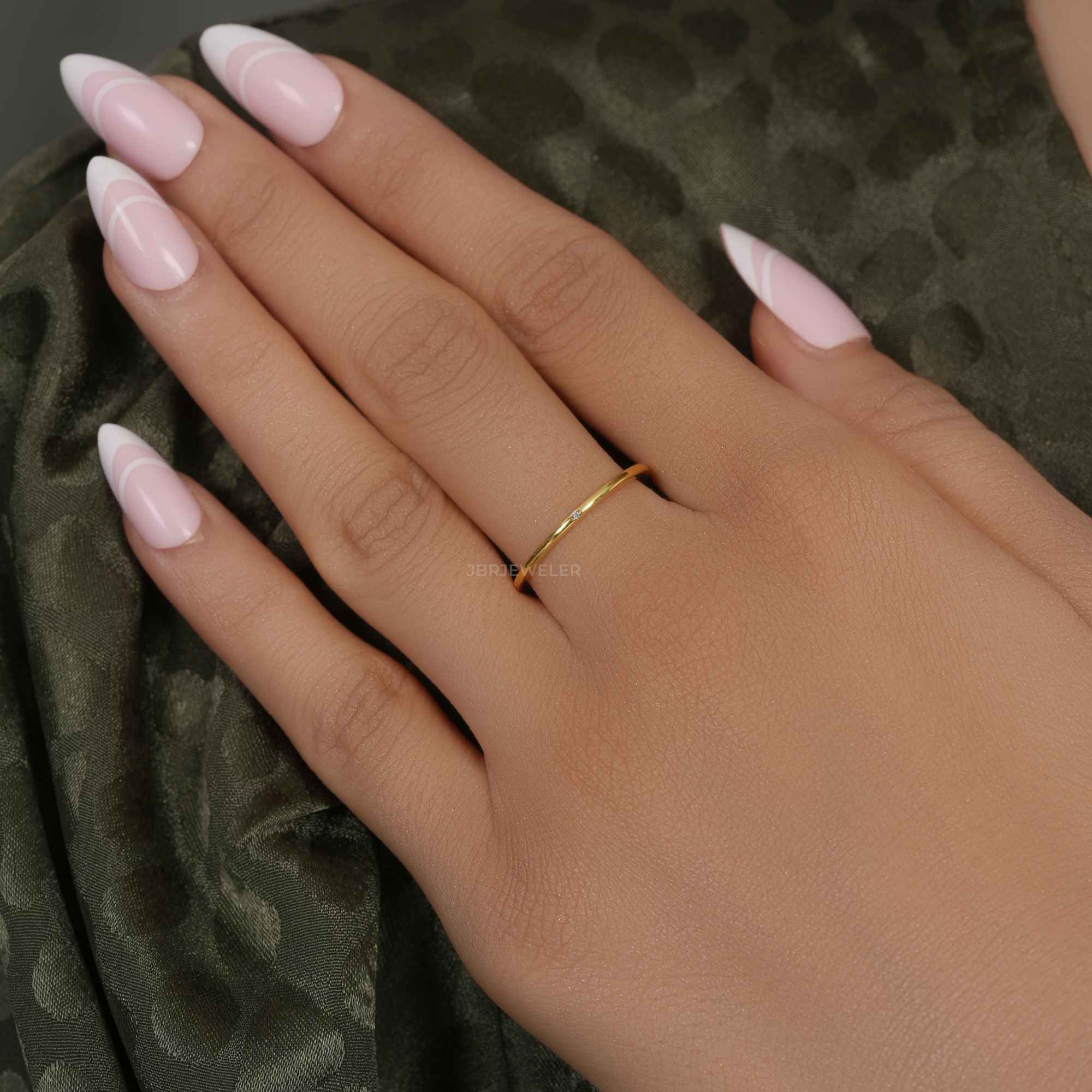 Minimalist Thin Single Moissanite Diamond Wedding Ring - JBR Jeweler