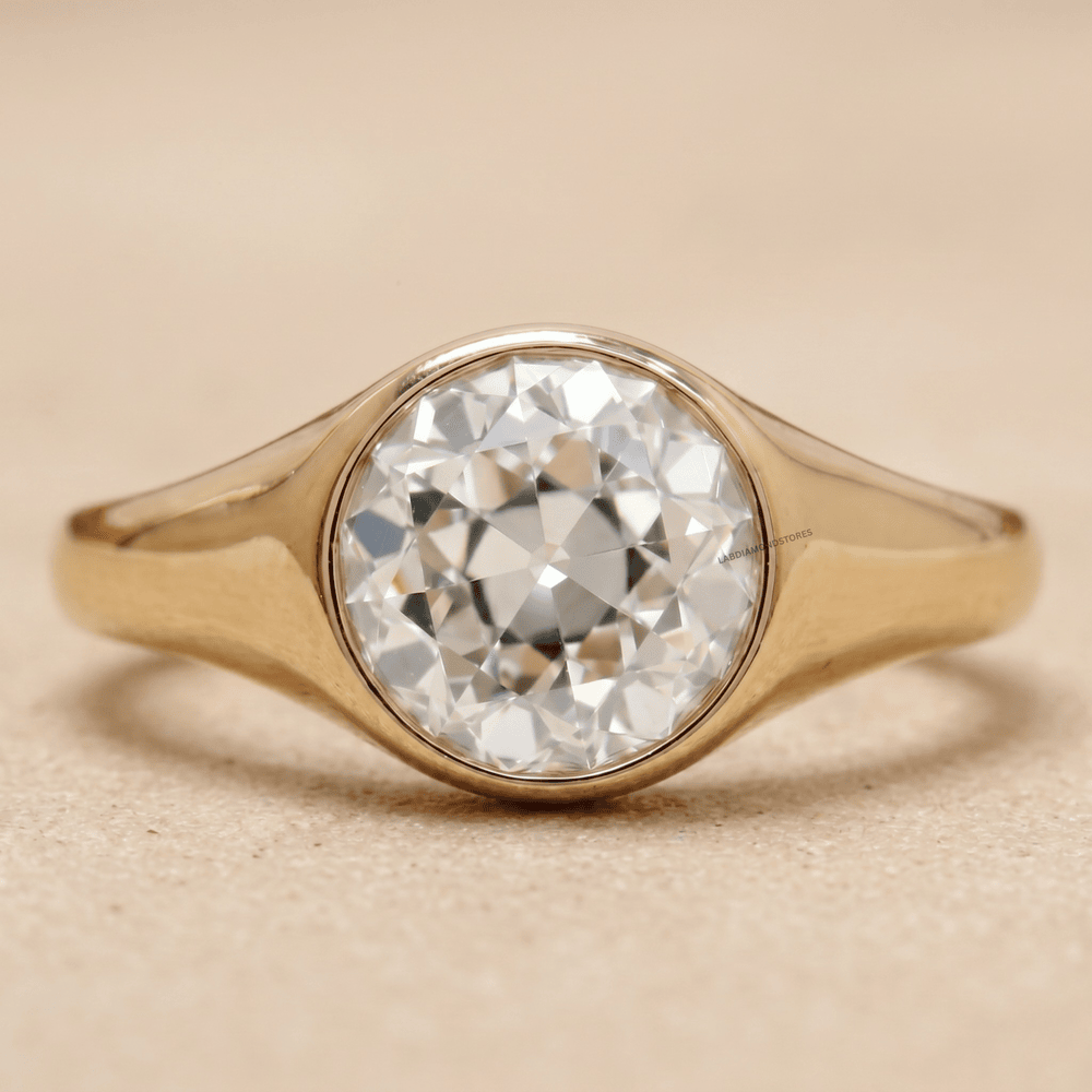 Round lab diamond bezel solitaire ring