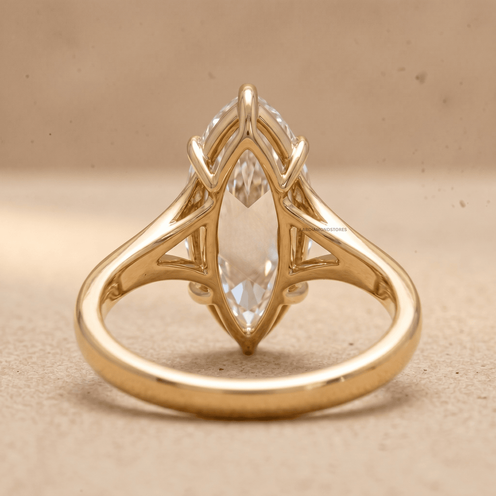 Antique style Moval diamond ring
