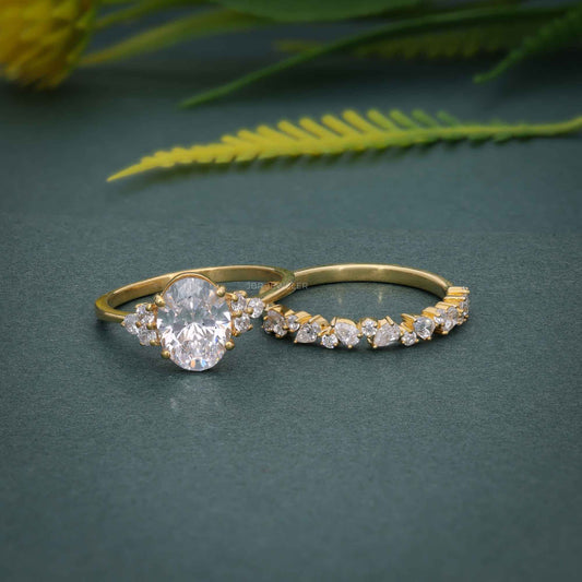 Bague de mariage en diamant moissanite à grappes de taille ovale avec bande