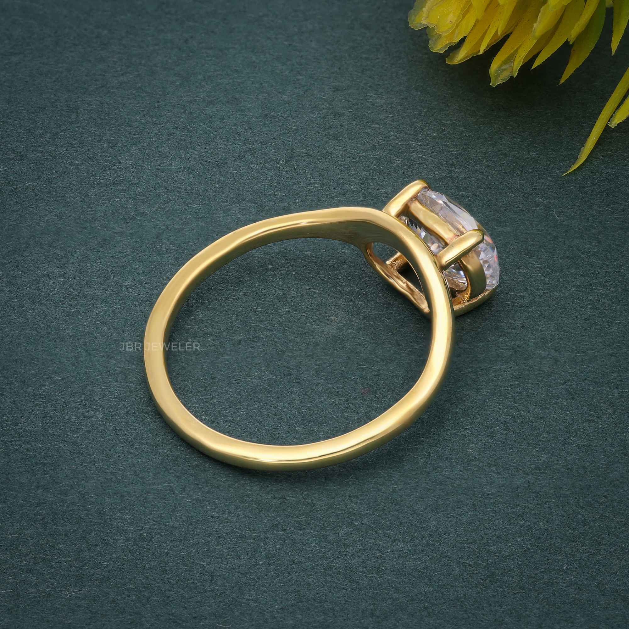 Curved Horizontal Oval Cut Moissanite Engagement Ring - JBR Jeweler