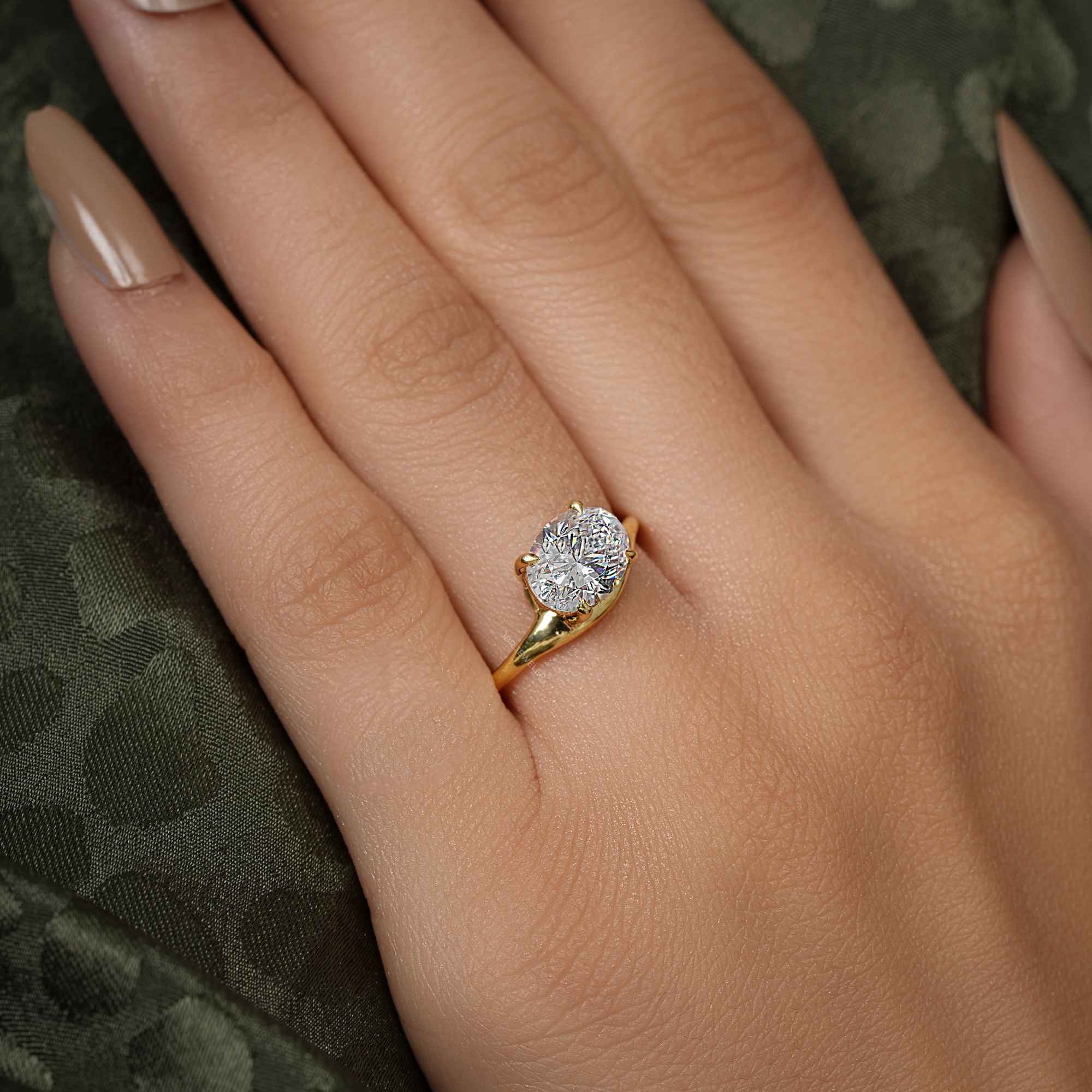 Curved Horizontal Oval Cut Lab Grown Diamond Engagement Ring - JBR Jeweler