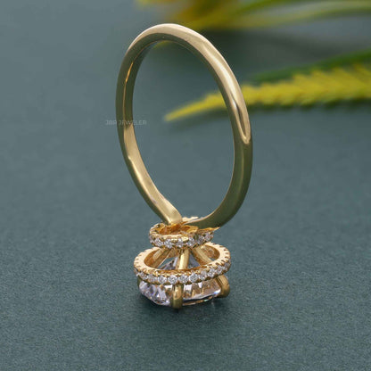 Bague de fiançailles cultivée en laboratoire à double halo caché et taille ovale