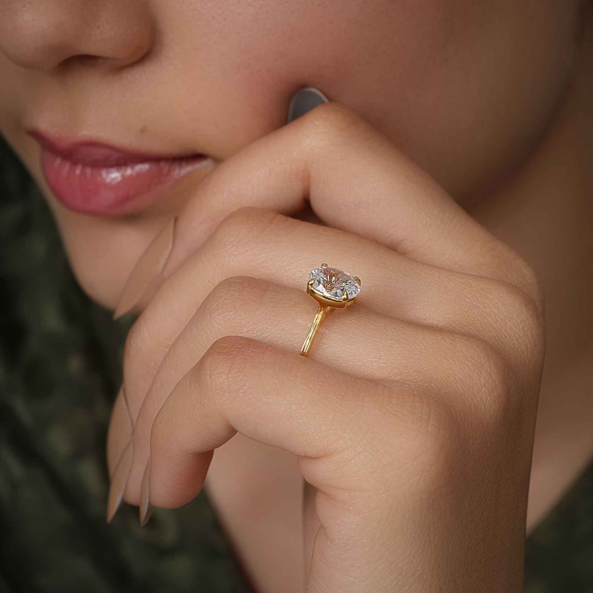 Silhouette Oval Moissanite Diamond Engagement Ring - JBR Jeweler