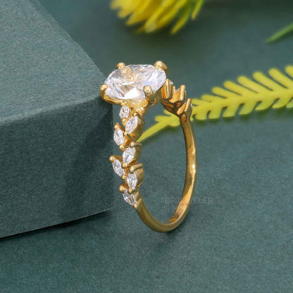 Bague de fiançailles ovale en diamant cultivé en laboratoire avec accent marquise