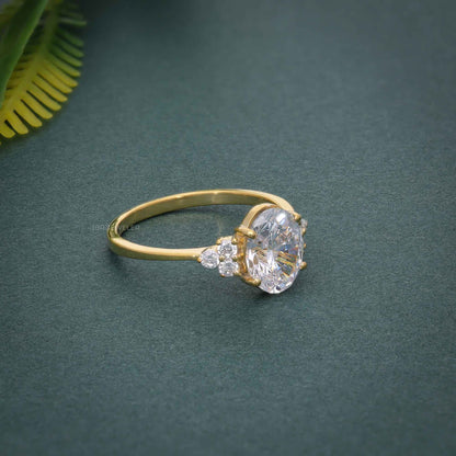 Bague de fiançailles en diamants cultivés en laboratoire de taille ovale Muse