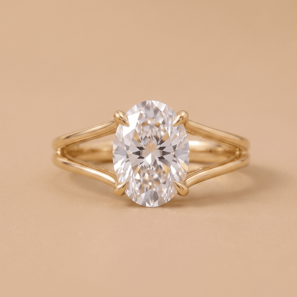 Oval solitaire moissanite wedding ring