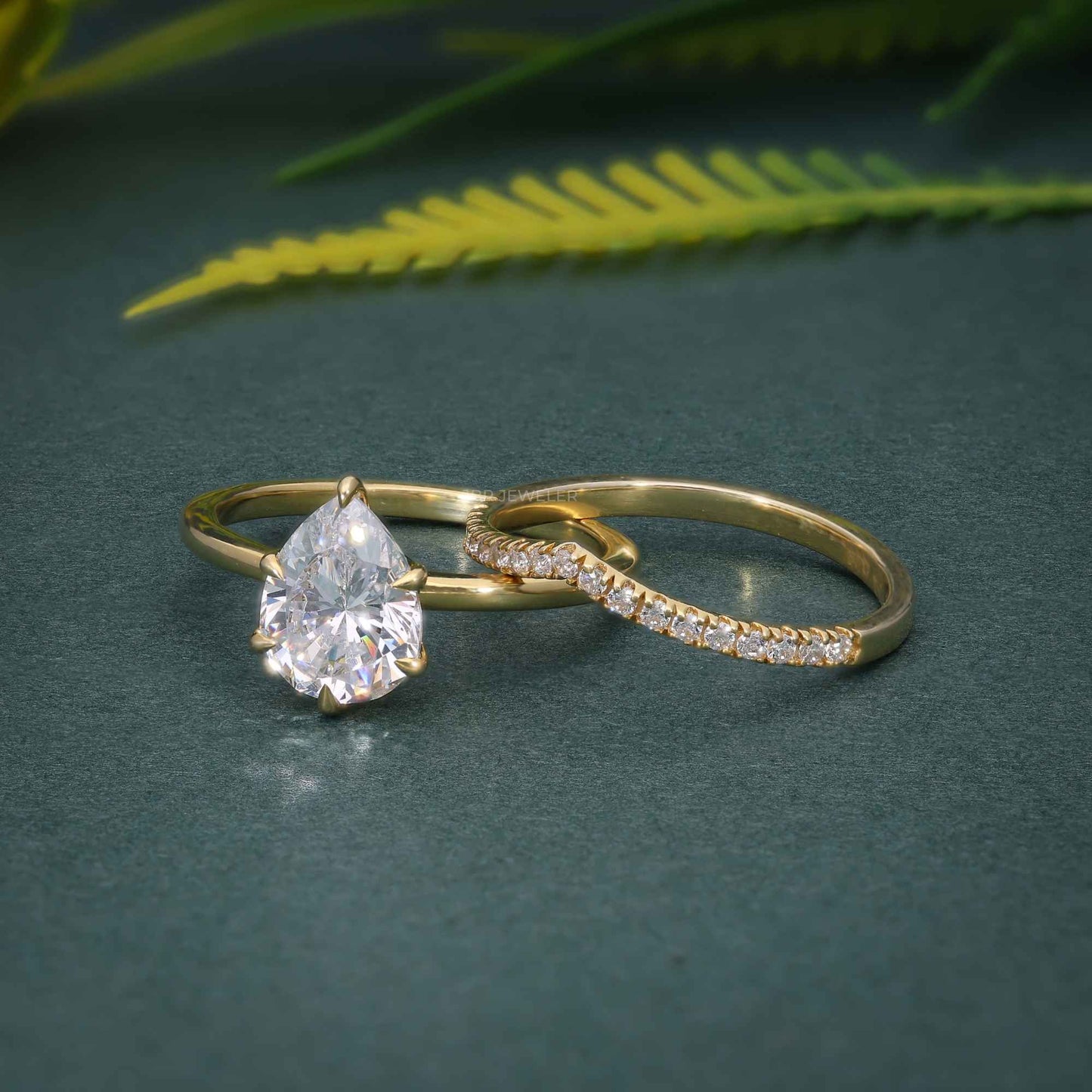 Bague de fiançailles solitaire diamant CVD taille poire avec ensembles de mariée