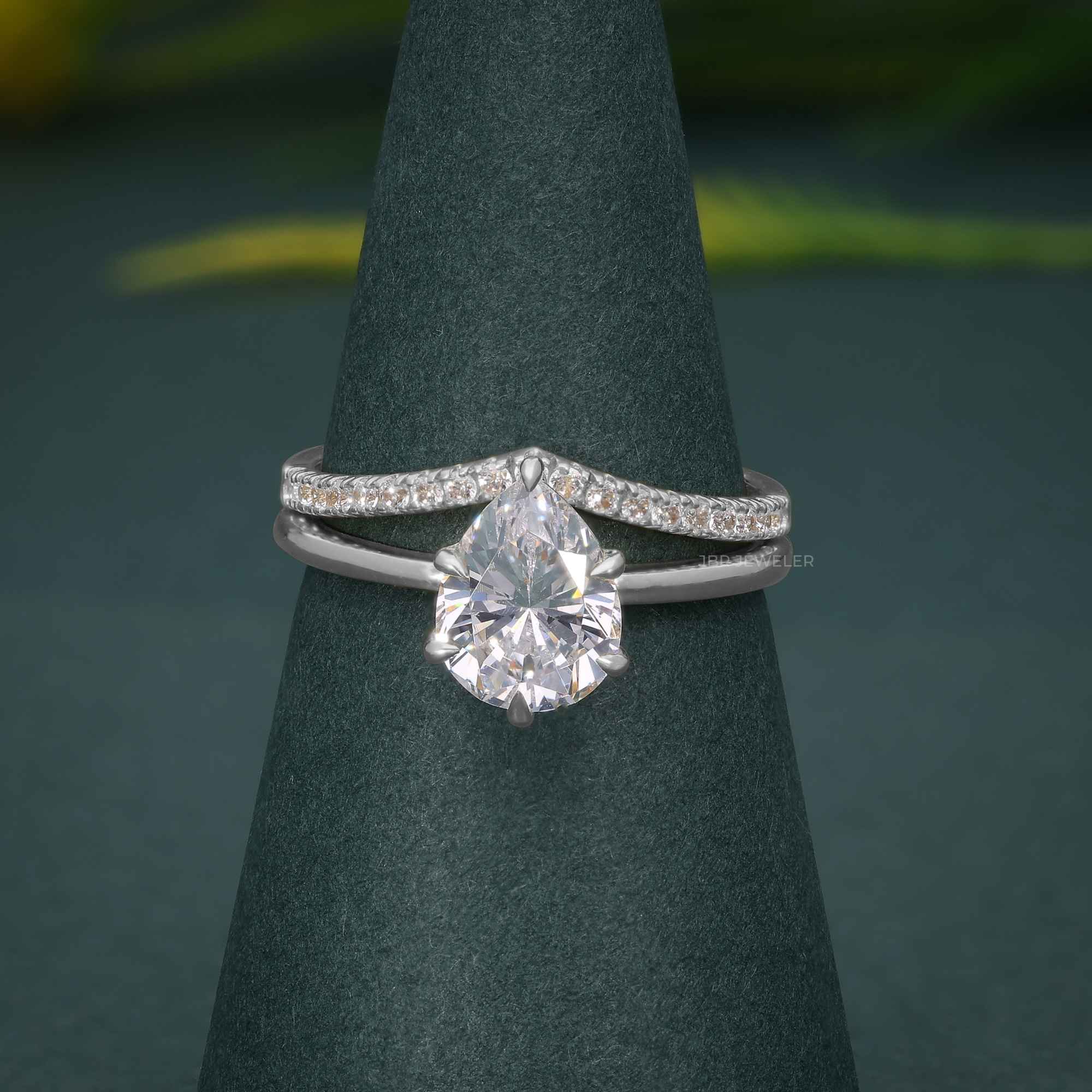 Pear Cut CVD Diamond Solitaire Engagement Ring With Bridal Sets - JBR Jeweler
