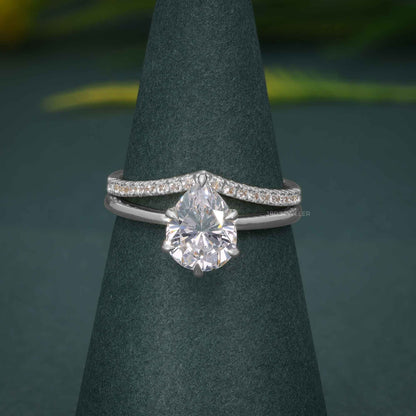 Bague de fiançailles solitaire diamant CVD taille poire avec ensembles de mariée