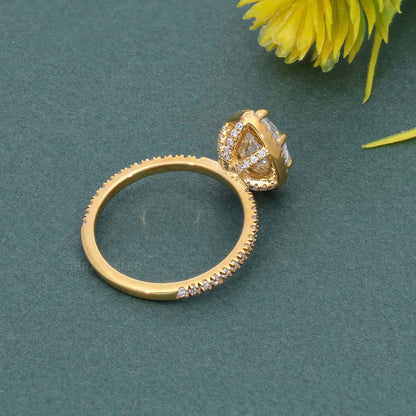 Verlobungsring mit birnenförmigem Halo-Diamant aus Kunstzucht