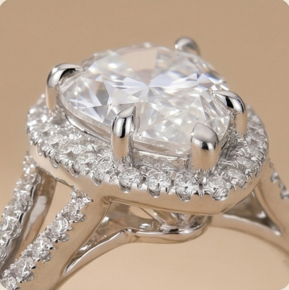 Lab grown diamond engagement ring side profile pear cut