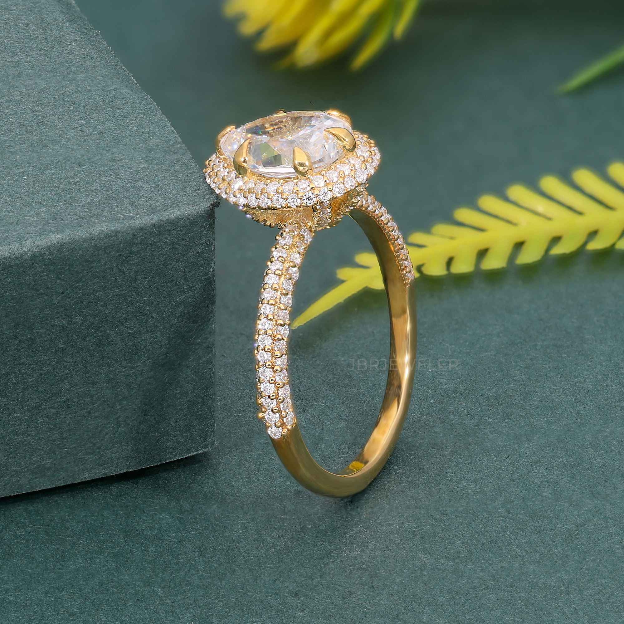 Petite Micro Pave Pear Moissaniteoratory Diamond Halo Engagement Ring - JBR Jeweler