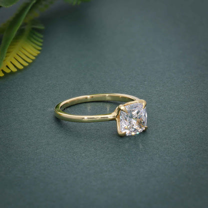 Solitärring mit im Labor gezüchteten Diamanten im Blütenkissen-Stil