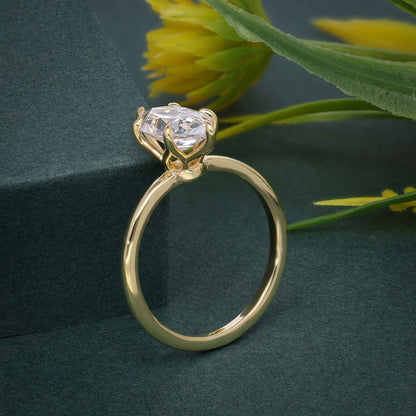 Petal Marquise Solitärring mit im Labor gezüchtetem Diamanten