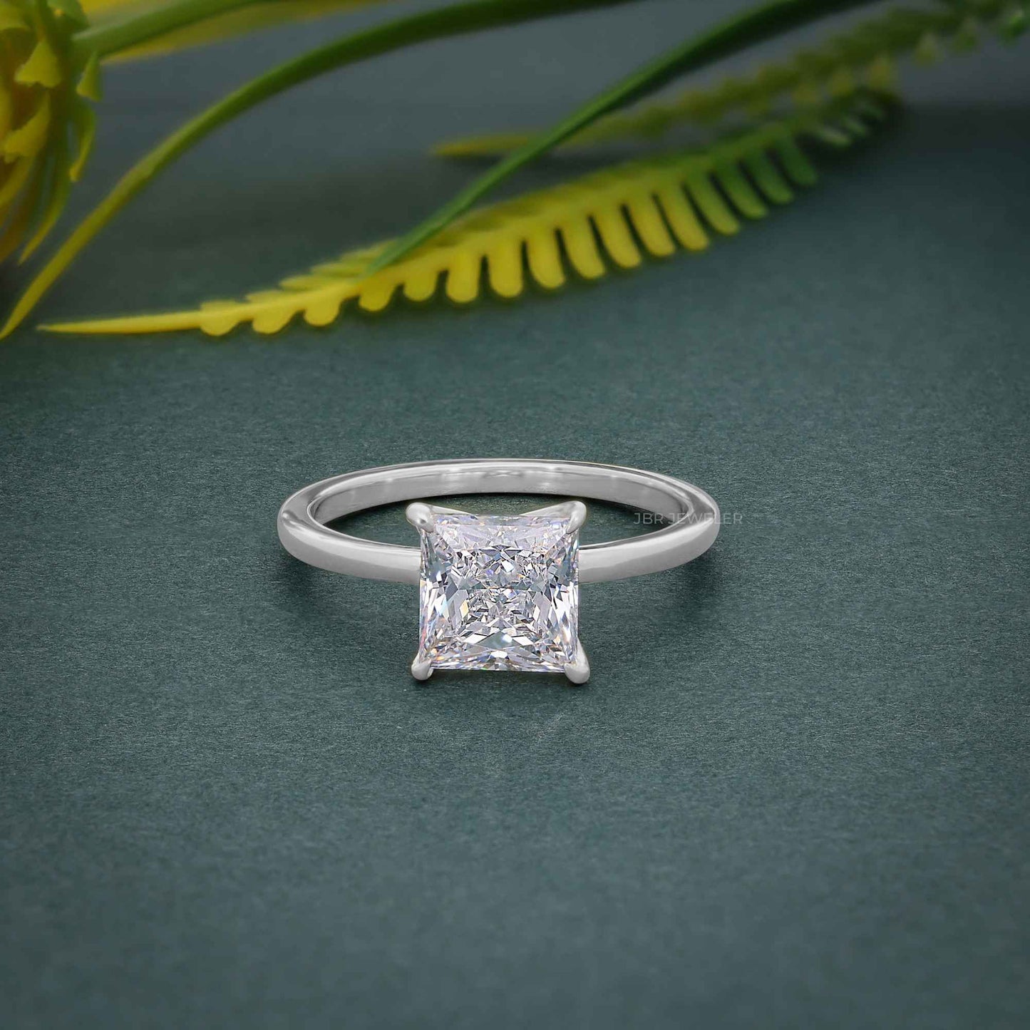 Petal Princess – Solitärring mit im Labor gezüchteten Diamanten