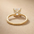 Petal Princess ring top view showing prongs
