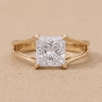 Split shank engagement ring front view, princess cut diamond