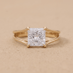 Top view of IGI certified princess cut split shank ring