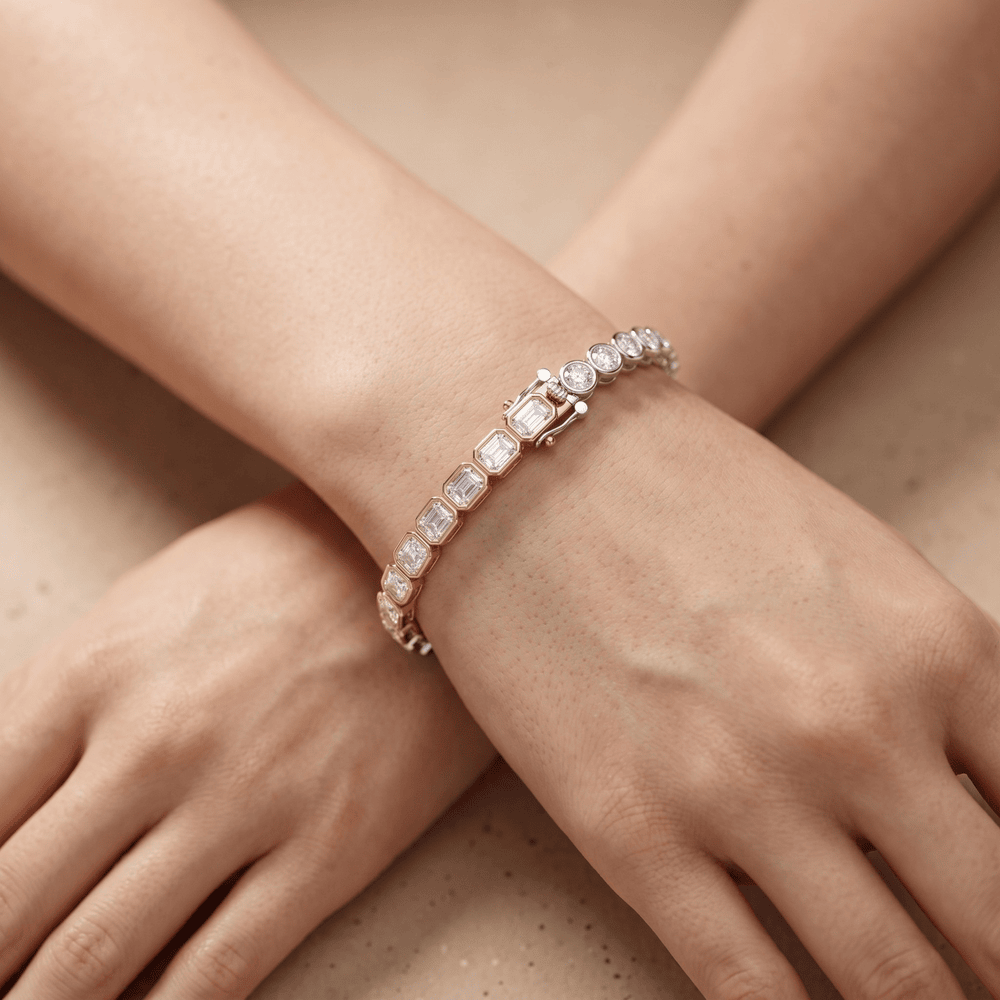 Classic round diamond tennis bracelet