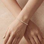 Elegant 14K gold diamond bracelet