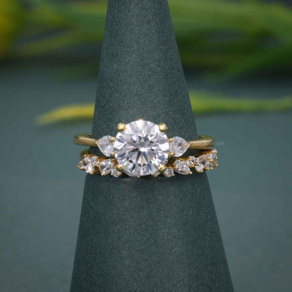 Round Cut Three Stone Moissanite Diamond Ring With Matching Wedding band - JBR Jeweler