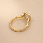 Lab Grown Diamond Bridal Ring Round Shape Twisted Band