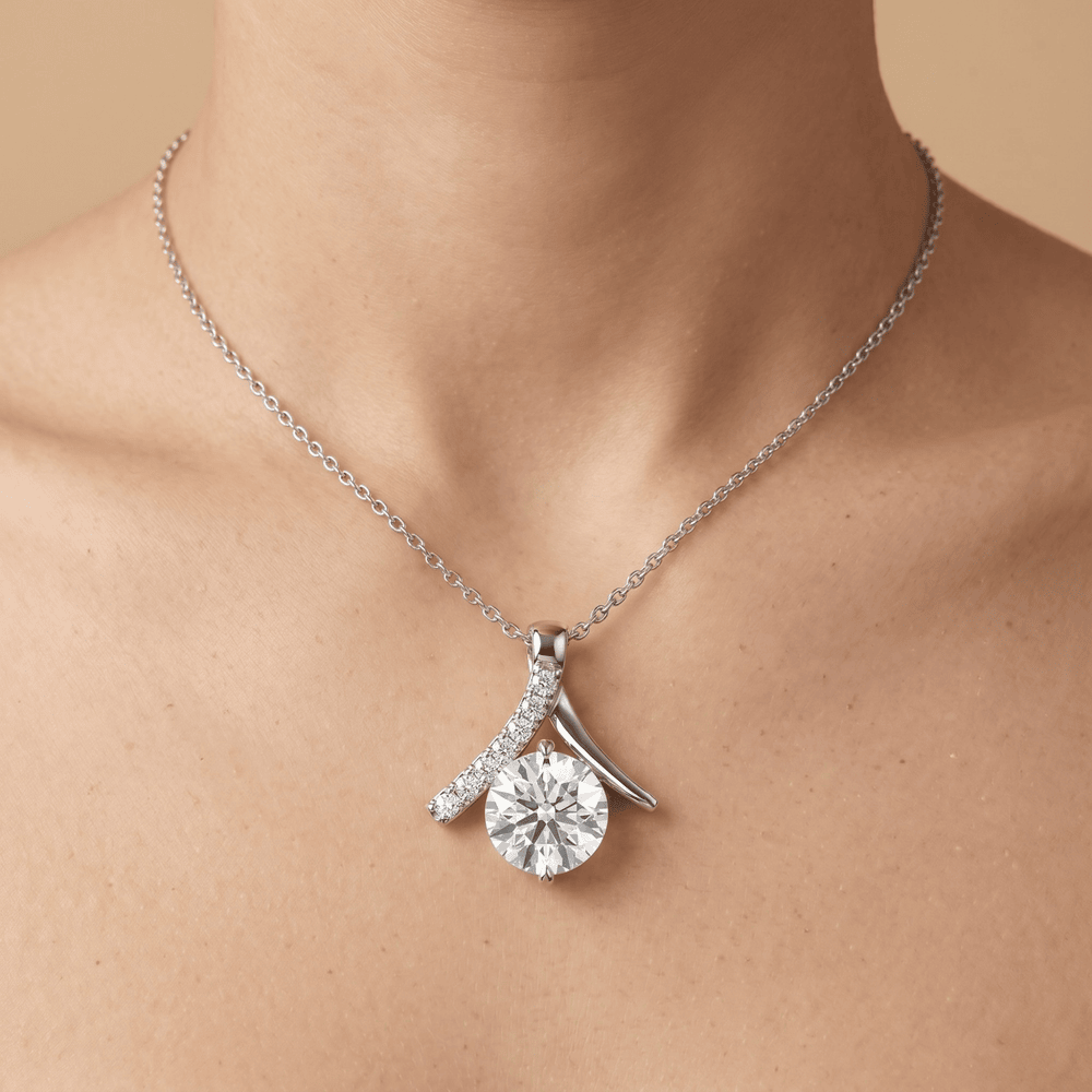 Round Diamond Pendant Necklace Elegant White Gold