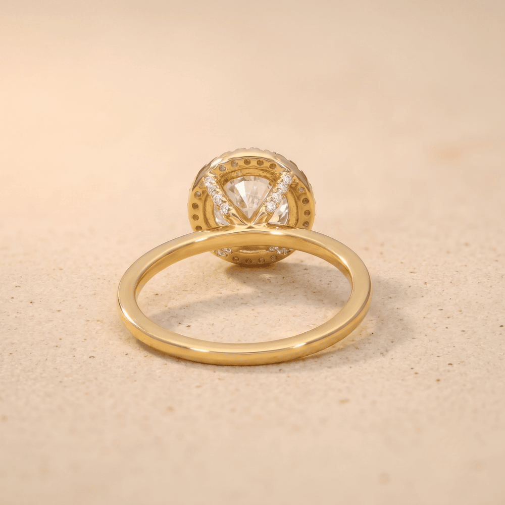 Diamond promise ring gift box presentation for bride