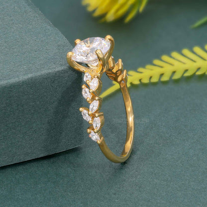 Bague de fiançailles ronde en diamant cultivé en laboratoire avec accent marquise