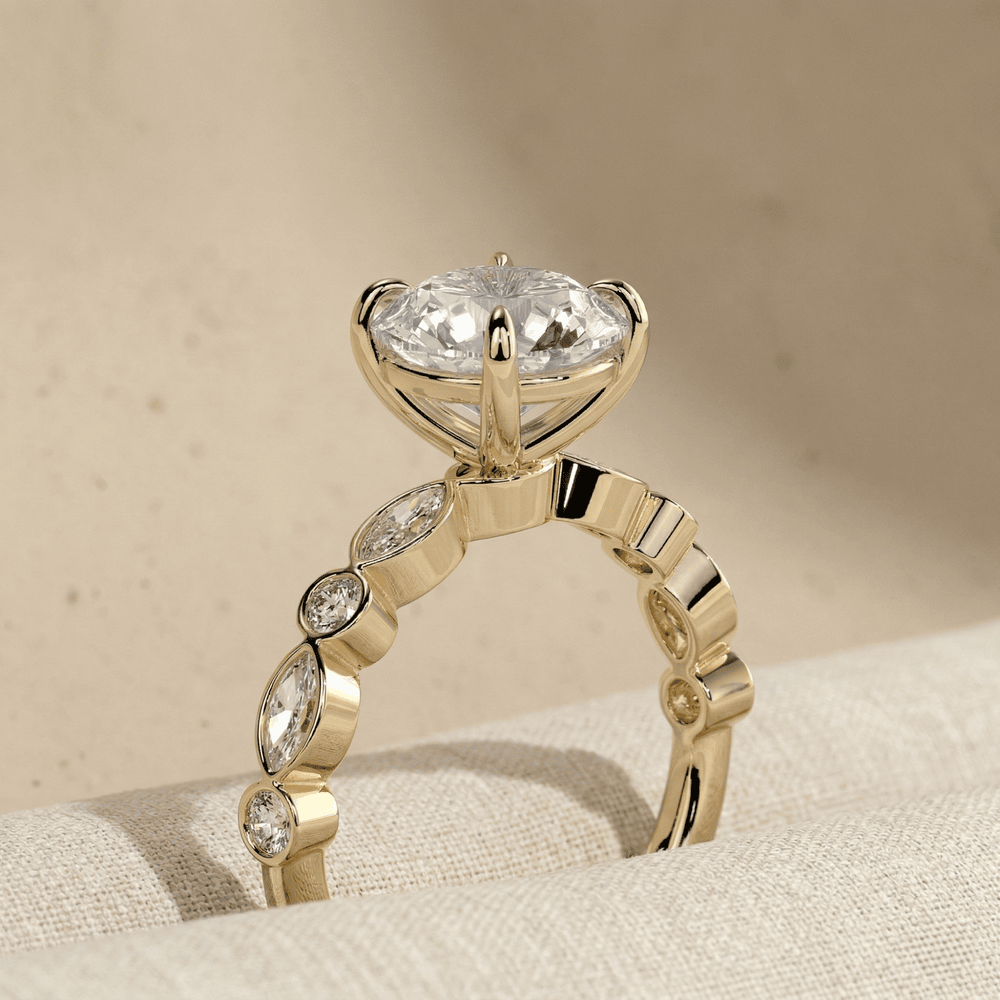 Round lab grown diamond bridal ring in 14kt gold
