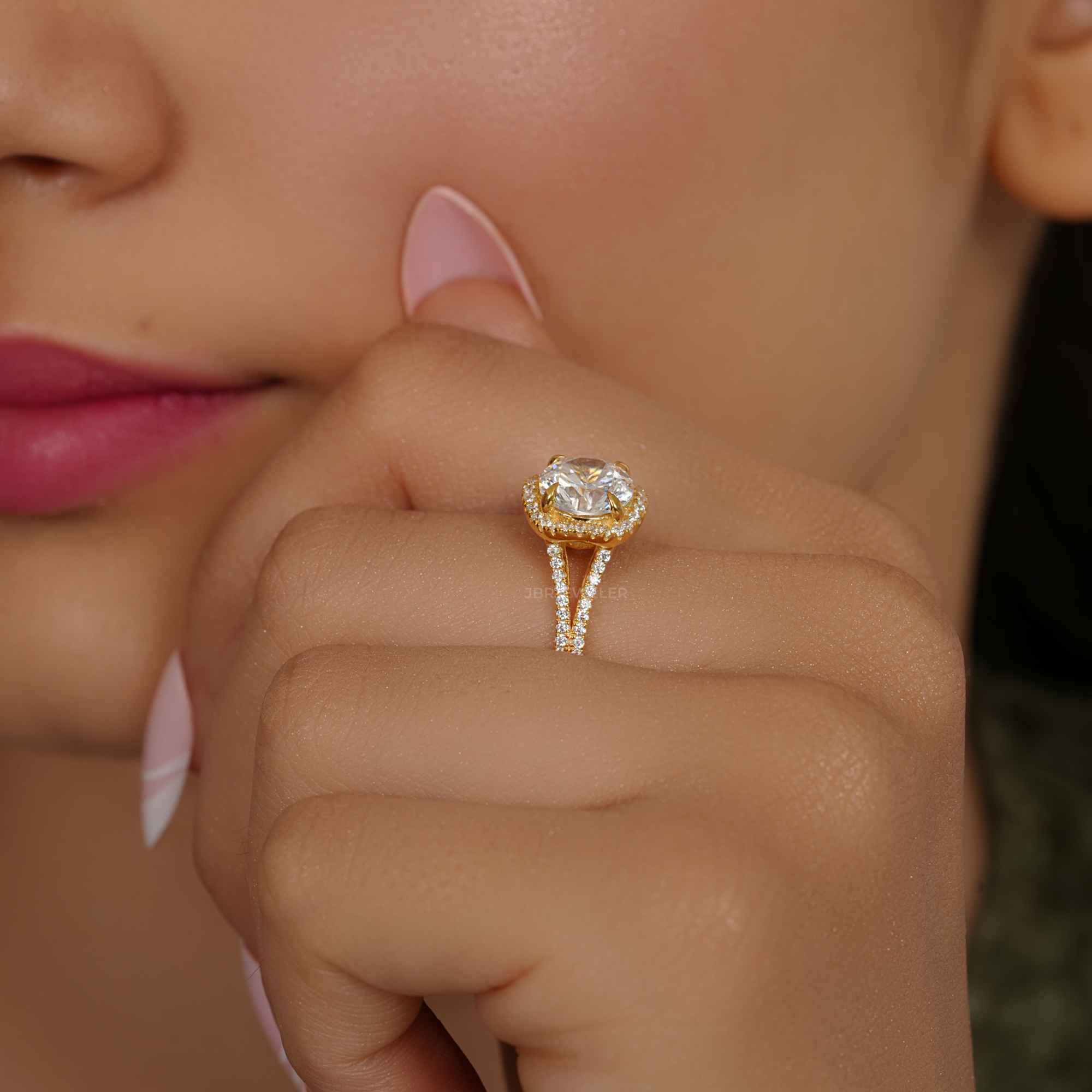 Round Moissanite Diamond Split Shank Halo Engagement Ring - JBR Jeweler