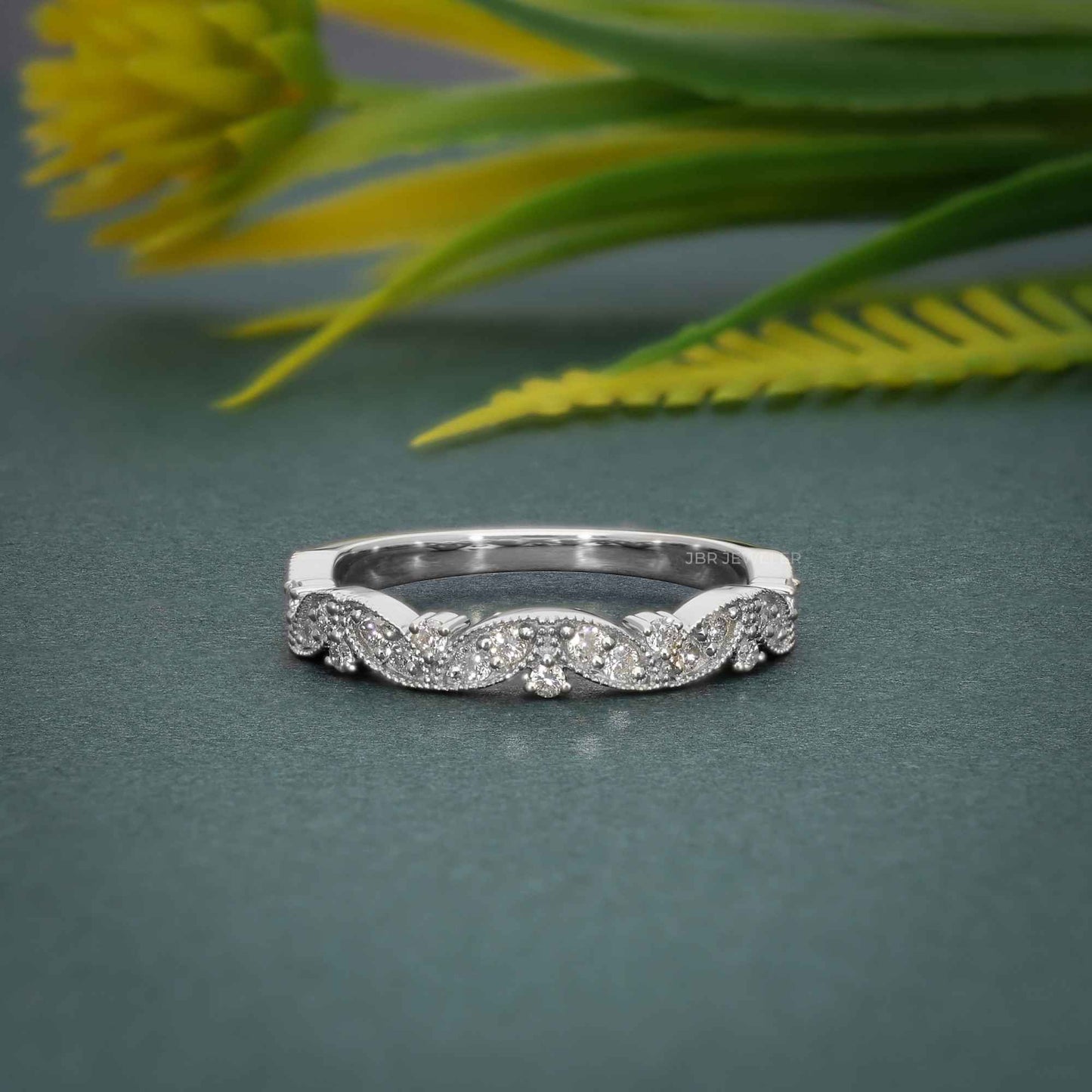 Vintage Inspired | 0.35 TW Round Cut | Moissanite Diamond Band