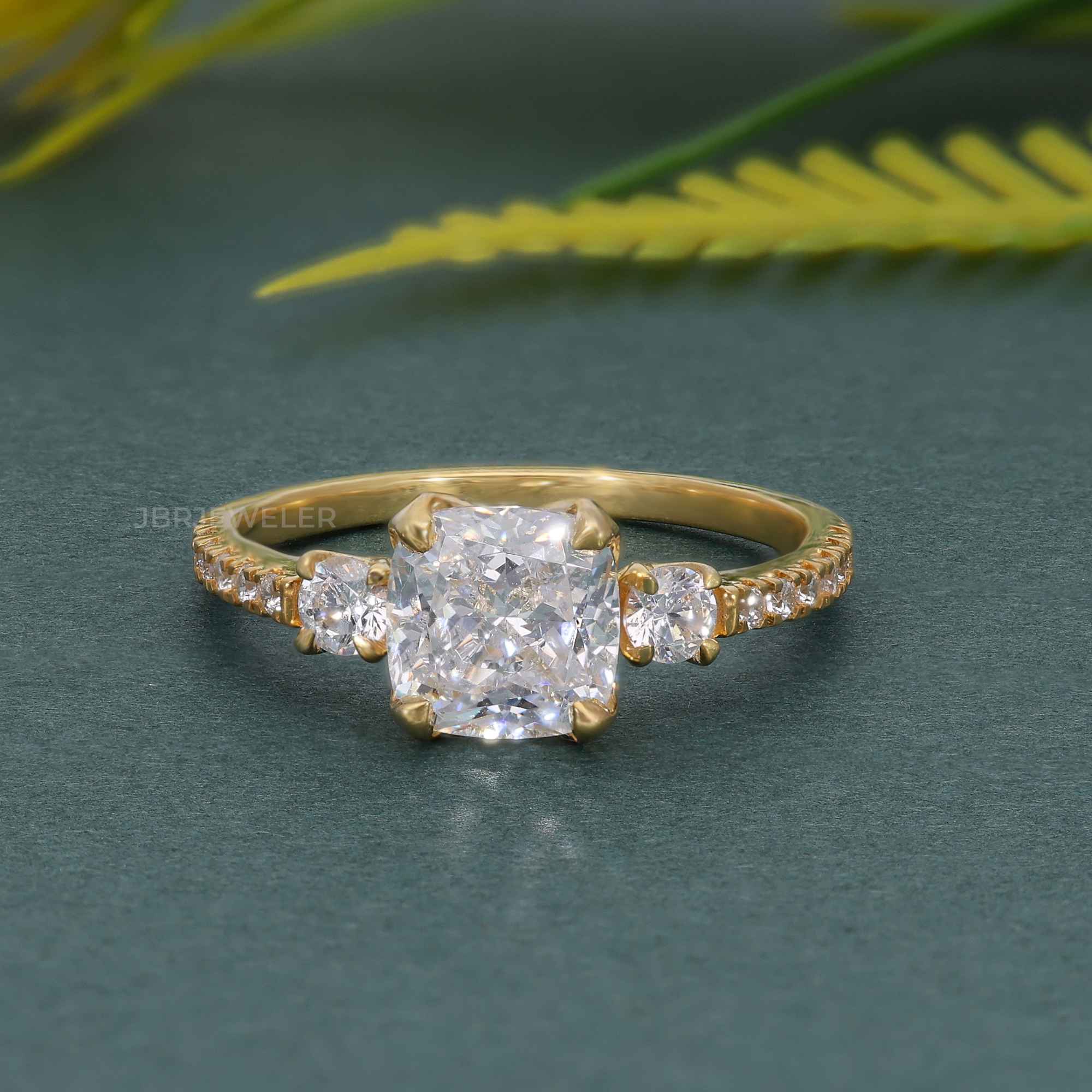 Scalloped Cushion Moissanite Diamond Trio Engagement Ring