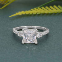 Scalloped Princess Moissanite Diamond Trio Engagement Ring