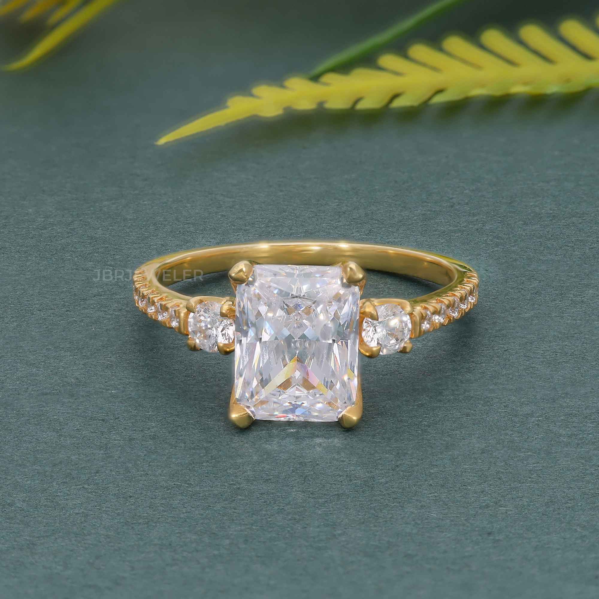 Scalloped Radiant Moissanite Diamond Trio Engagement Ring