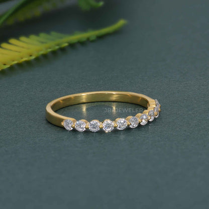 Bague de mariage à diamants cultivés en laboratoire à griffes partagées