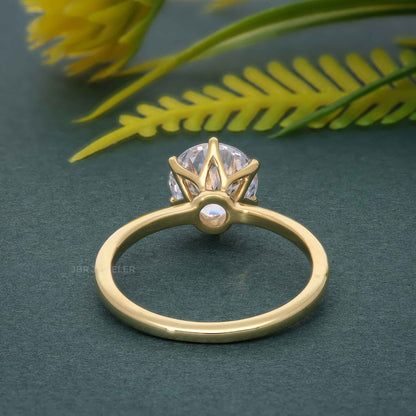 Bague de fiançailles ronde à six griffes avec diamants brillants cultivés en laboratoire