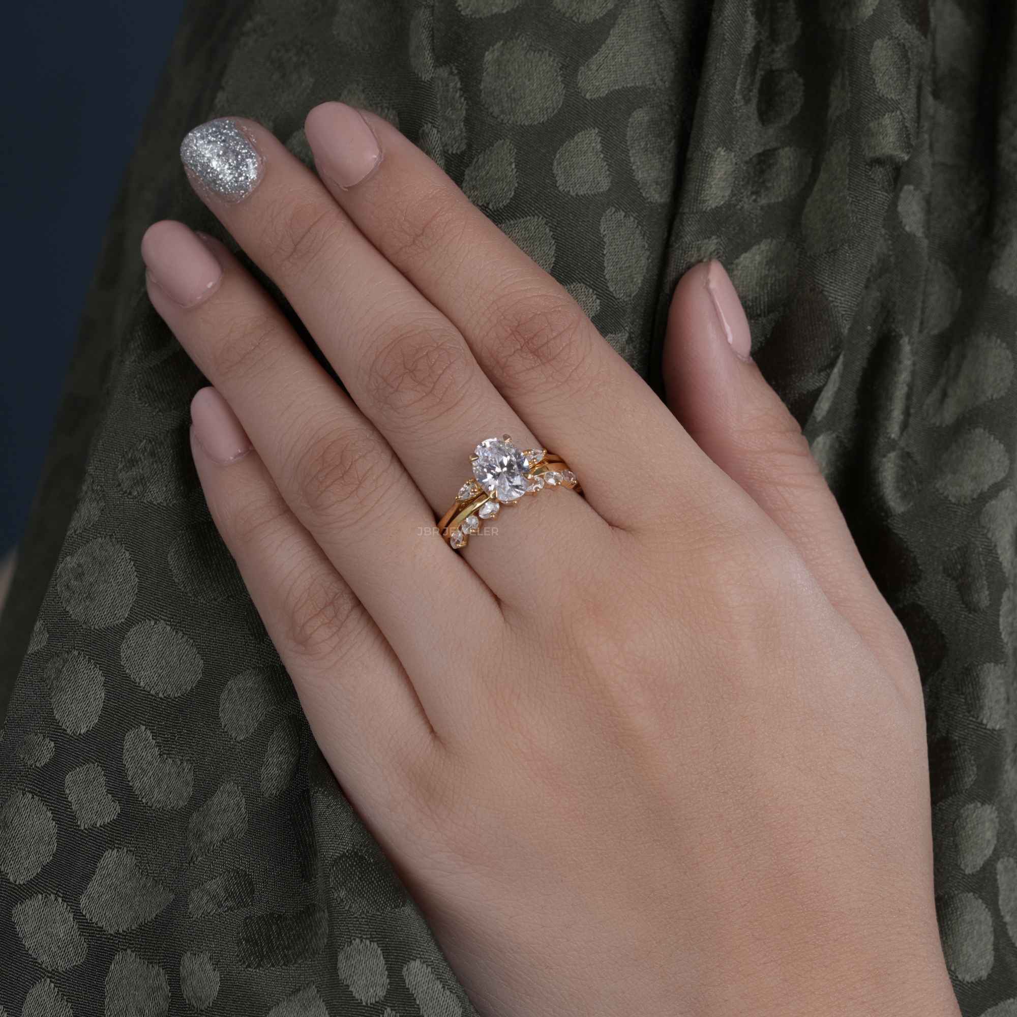 Three Stone Moissanite Diamond Oval Cut Bridal Ring Set With Wedding Band - JBR Jeweler