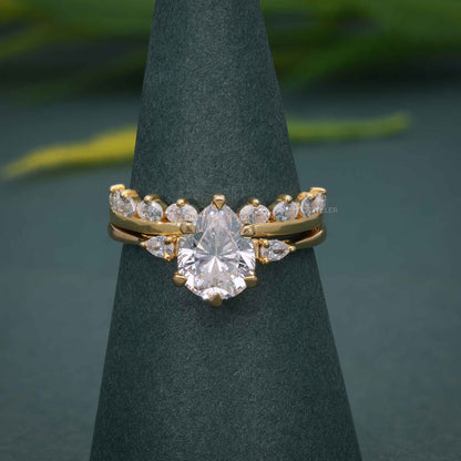 Three Stone Lab Grown Diamond Pear Cut Bridal Ring Set