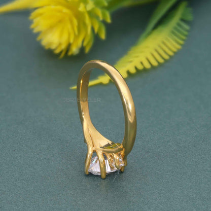 Bague en diamant de laboratoire taille ovale à trois pierres en treillis